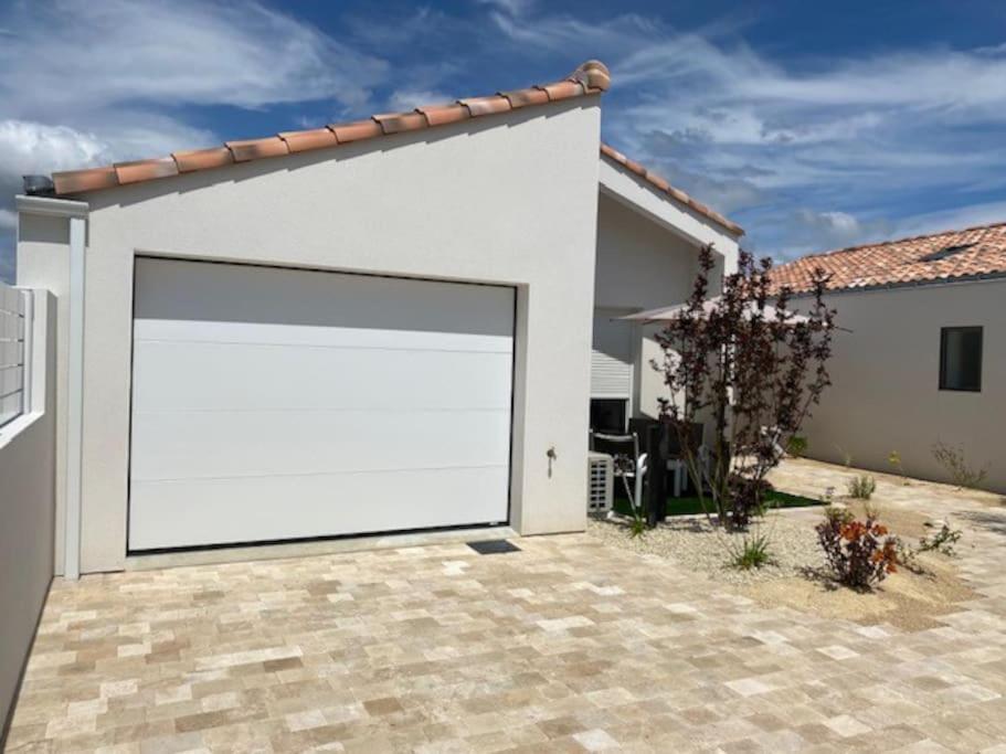 Maison Neuve Zone Coulee Verte Menant A L'Ocean Saint-Gilles-Croix-de-Vie Exteriér fotografie